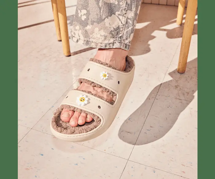 Crocs CLASSIC COZZZY SANDAL